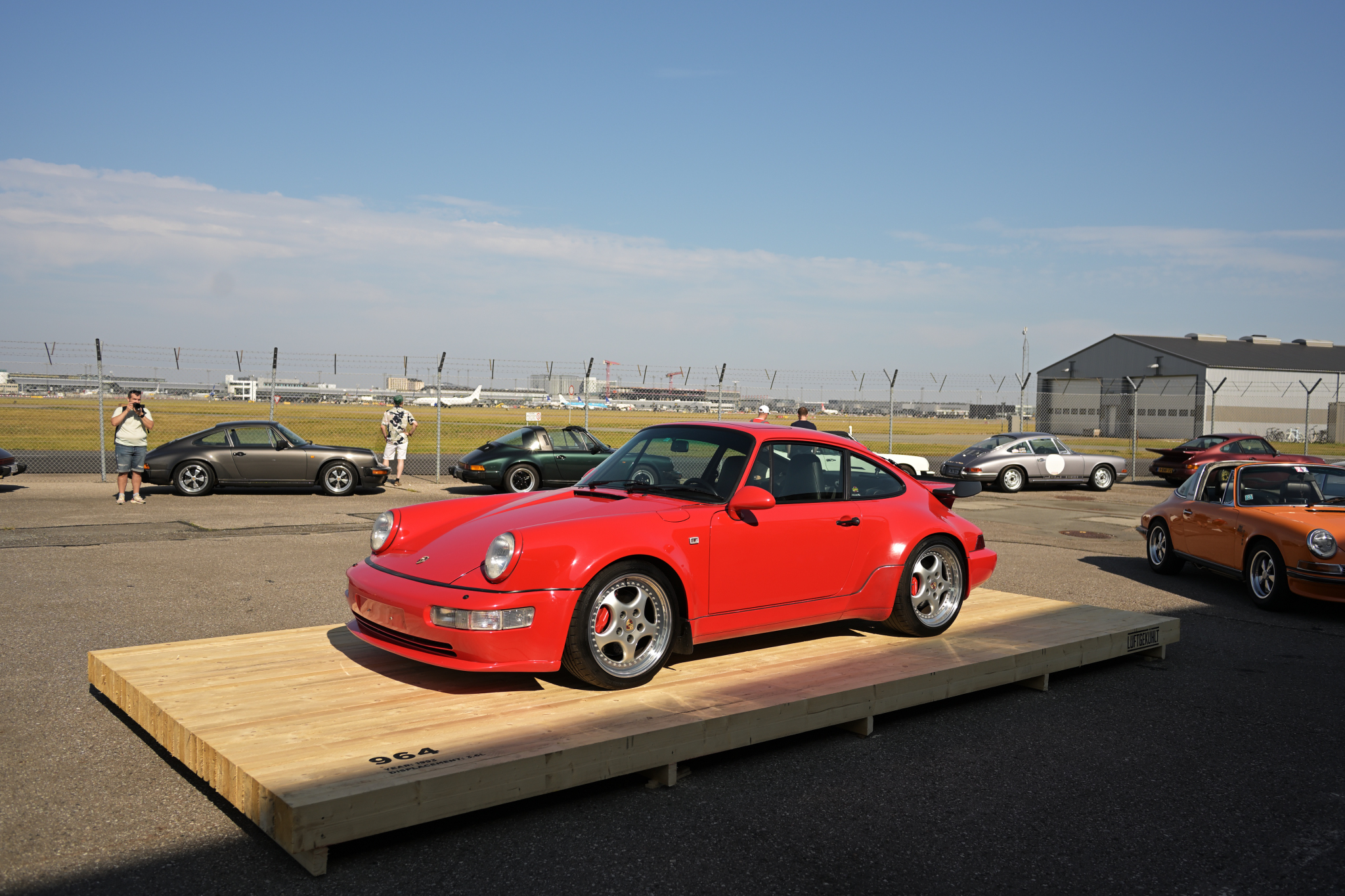 Red Porsche 964 Turbo